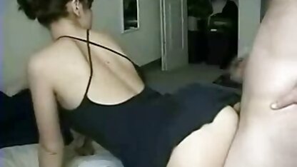 Branlette d'une MILF amateur film pornographique amateur gratuit blonde dans un porno amateur chaud 1